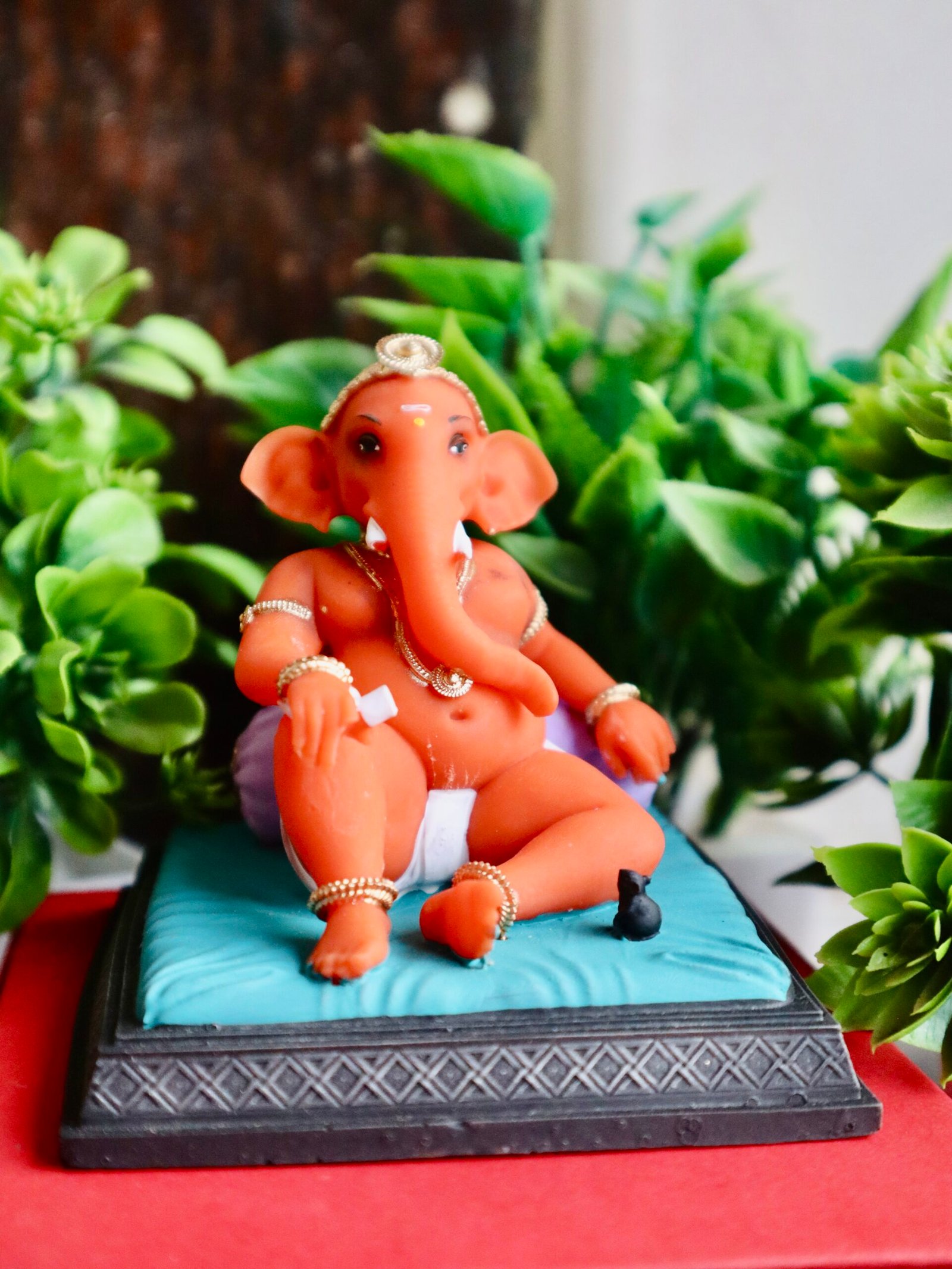 Ekdant Ganpati (Shendur) - Image 2